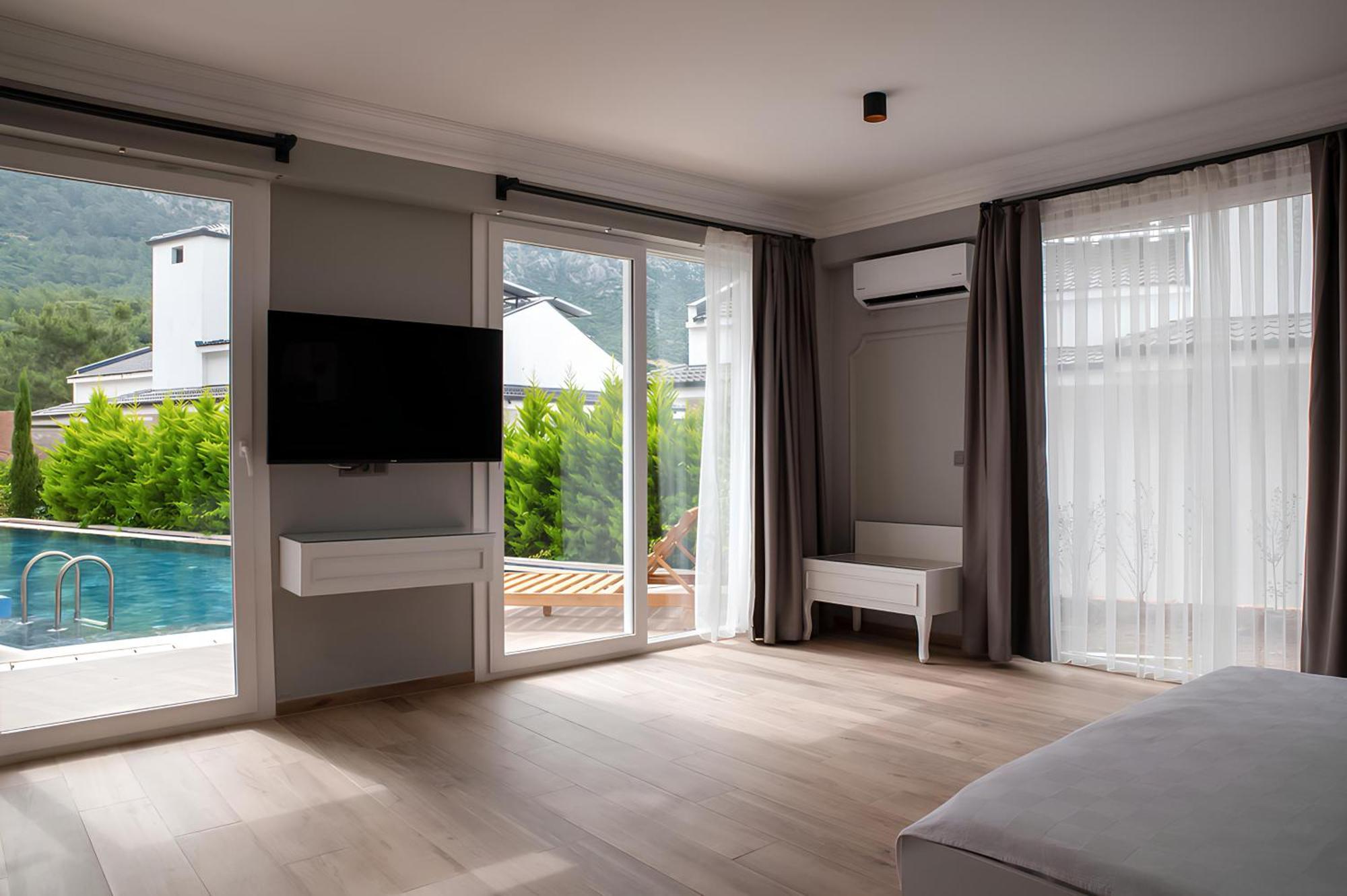 Ramada By Wyndham Fethiye Oludeniz Adult Only Hotel Екстериор снимка