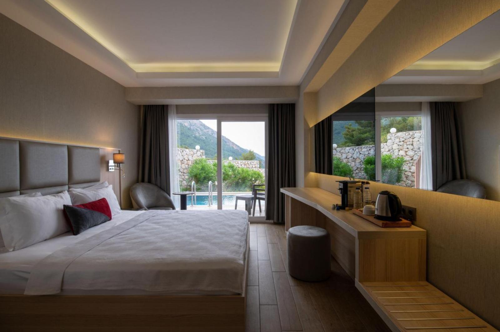 Ramada By Wyndham Fethiye Oludeniz Adult Only Hotel Екстериор снимка