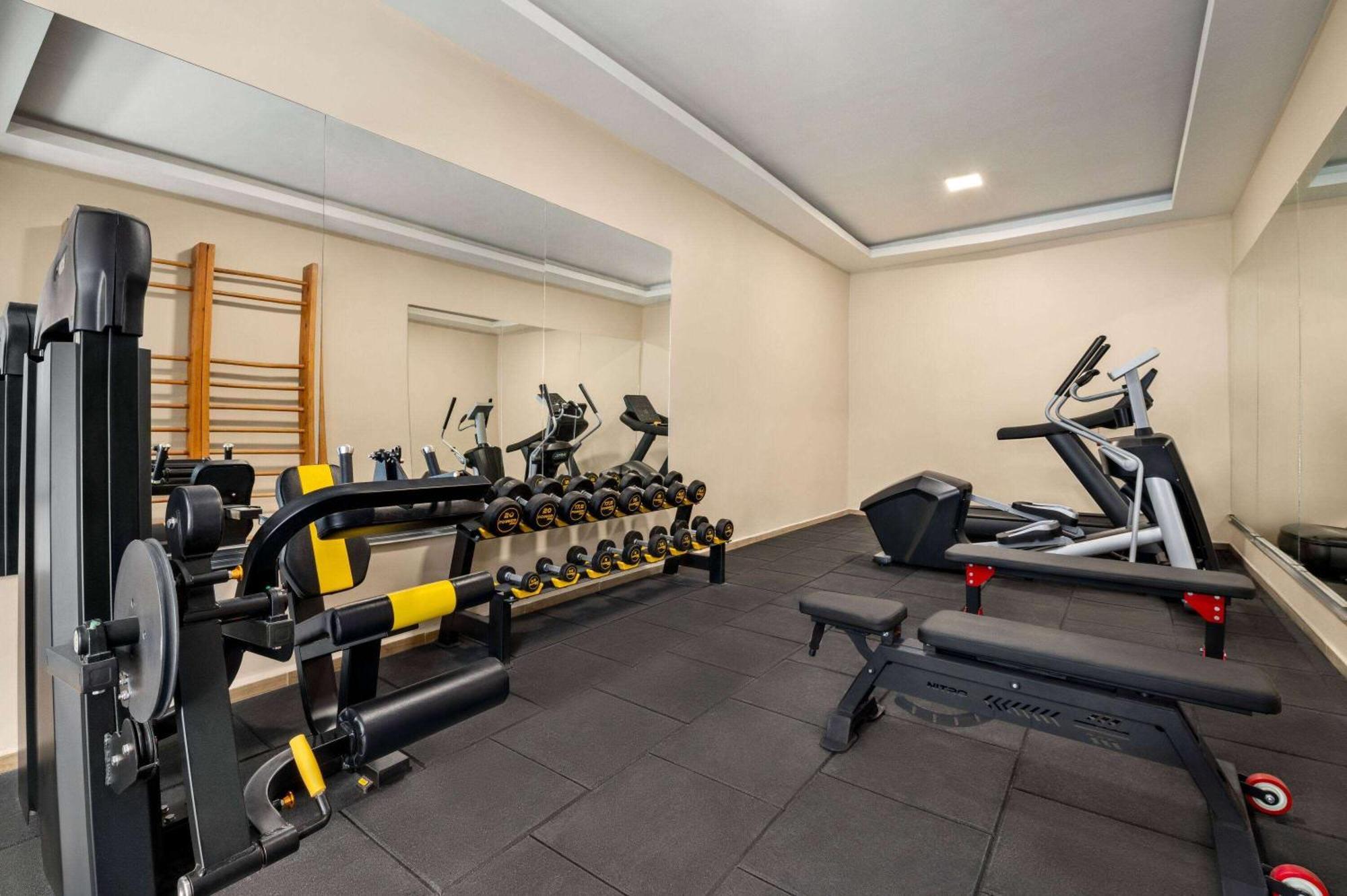 Ramada By Wyndham Fethiye Oludeniz Adult Only Hotel Екстериор снимка